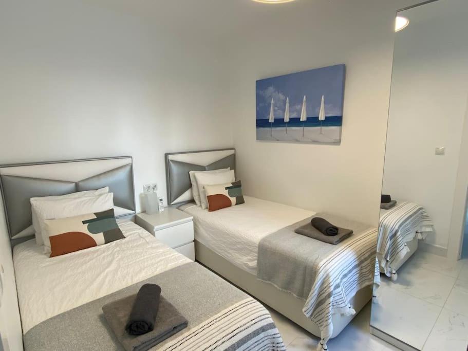 Casa Casablanca Apartment ตอร์เรโมลิโนส ภายนอก รูปภาพ